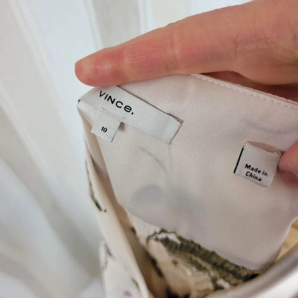 Vince Tropical Garden‎ Satin Skirt in Pale Alder Size 10